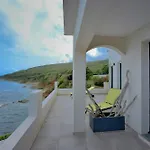 With Direct Sea Access In Cap Corse Ferienhaus *