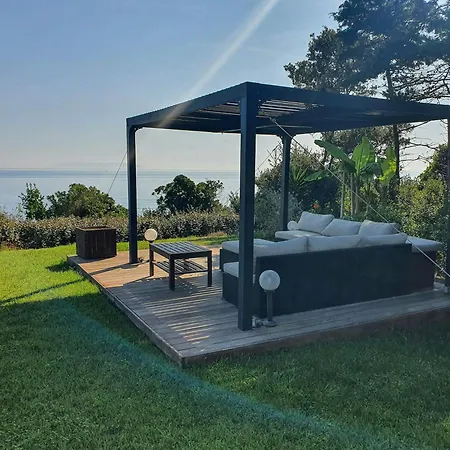 With Direct Sea Access In Cap Corse Vakantiehuis Macinaggio (Corsica)