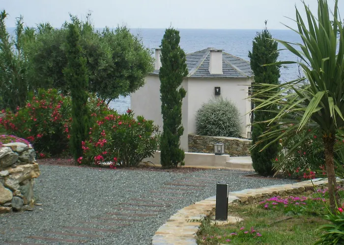 With Direct Sea Access In Cap Corse Semesterbostad Macinaggio (Corsica)